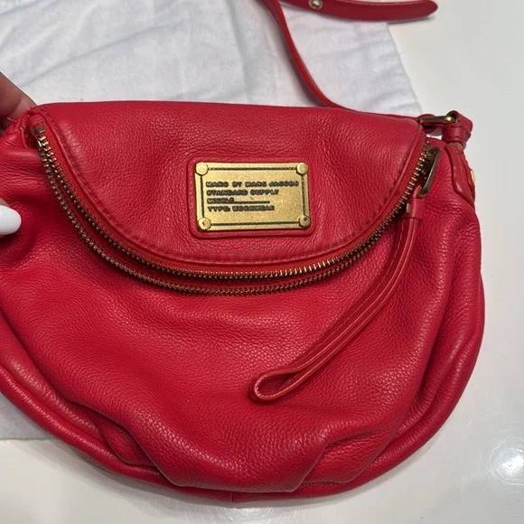 Marc by Marc Jacobs Natasha Q salmon/Red Crossbody Bag with Adjustable Strap - Picture 2 of 8